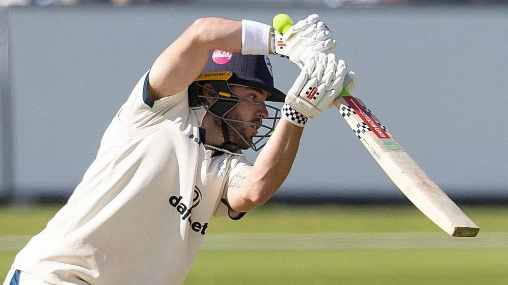 Caleb Jewell batting for Derbyshire